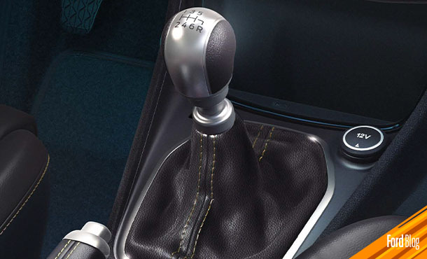 Motor y Embrague de tu Auto, SUV o Camión Ford se ven beneficiados Frenando con Motor