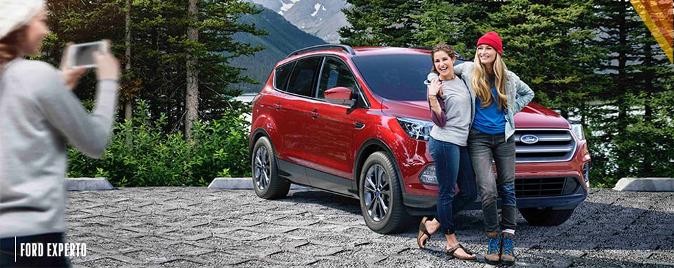 Toma fotos a tu vehículo que resalten detalles. Conoce consejos para vender mejor tu auto