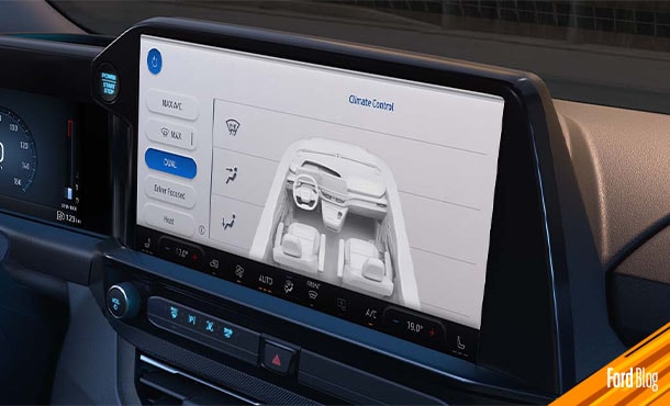 Conecta tu celular a Ford Transit Custom y controla algunas funciones en la Pantalla Táctil