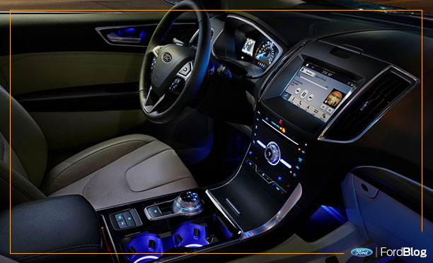 Ford Edge 2020 cuenta con sistema de iluminación ambiental