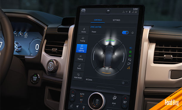 Pantalla de 15 pulgadas con Apple CarPlay y Android Auto inalámbricos de Ford Expedition 2024