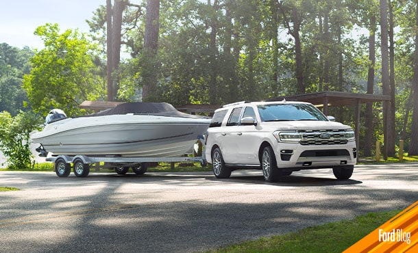 Maneja seguro con las Tecnologías de Asistencia y Seguridad equipadas en Ford Expedition 2024