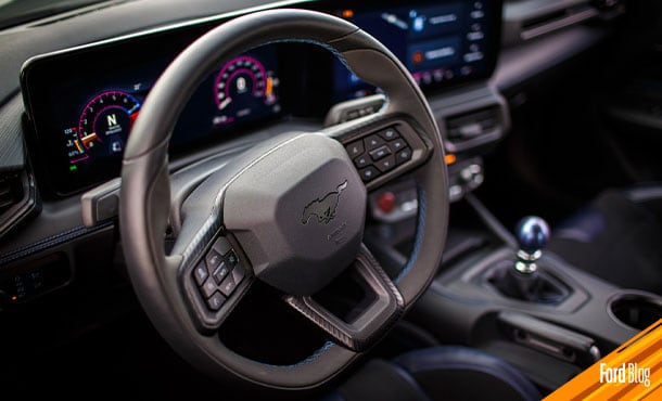 Disfruta de la conectividad total de FordPass Connect en tu Mustang 2024