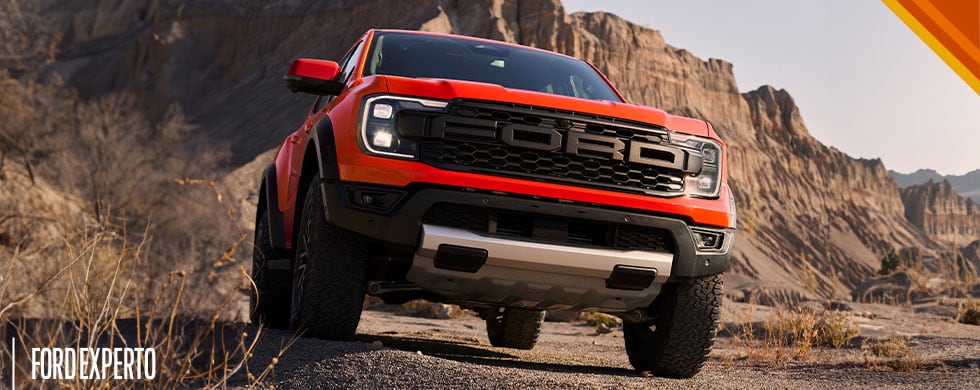 Ford Ranger Raptor 2024 confort y perfomance en una Pickup deportiva que te dejará sin aliento