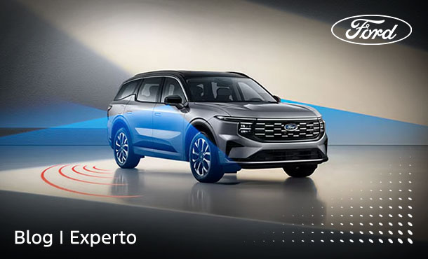 Sistema de Monitoreo de Punto Ciego BLIS con alerta de tráfico de Ford Edge Híbrida 2026