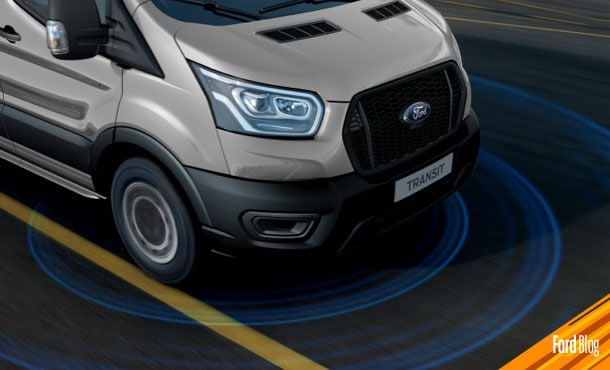Seguridad y Tecnología de Camioneta Van Ford Transit Pasajeros con Asistencias de Manejo innovadoras