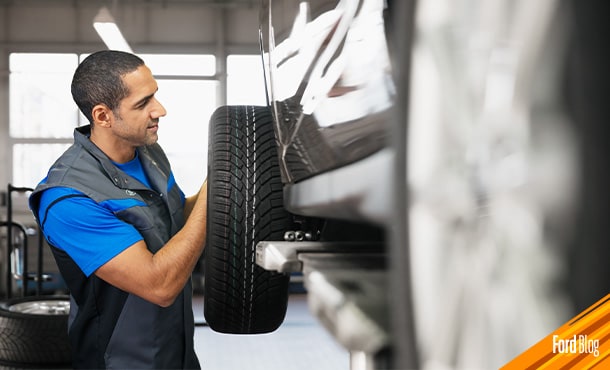 Los chequeos constantes de tu vehículo Ford lo conservará en mejor estado y viajarás más seguro
