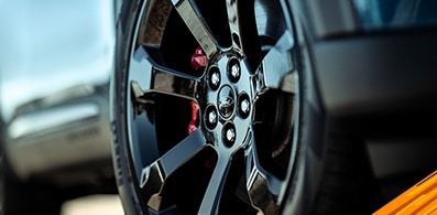 Descubre el significado de los números de las llantas de tu auto Ford, su función y buen uso en el.