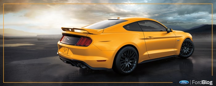 Ford Mustang 2019 auto de alto desempeño, requiere gasolina