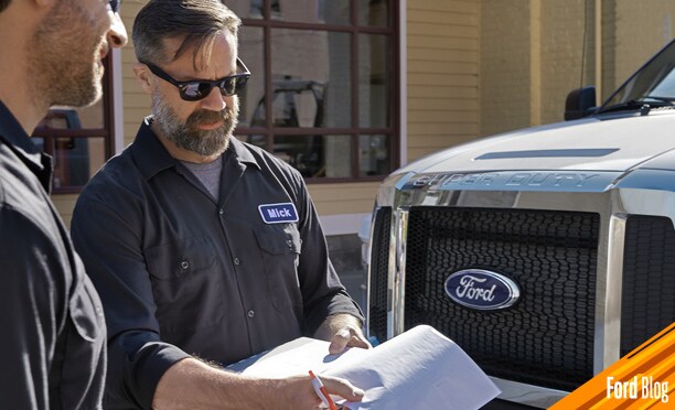 Cómo elevar el valor de reventa, conserva en regla y a la mano documentación de auto