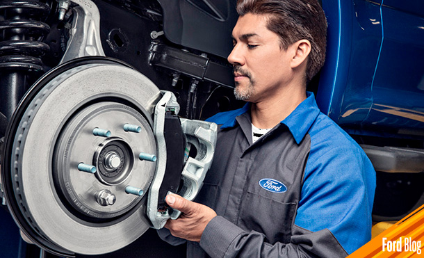 Eleva el precio de reventa de tu auto con recomendaciones como llevarlo a servicios en agencia