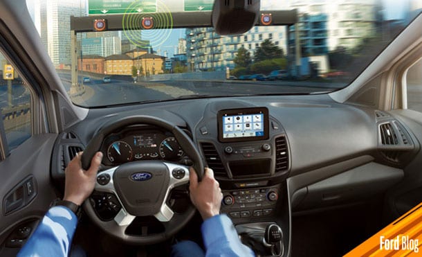 Conoce recomendaciones al circular en carretera de curvas, presta atención a señalamientos