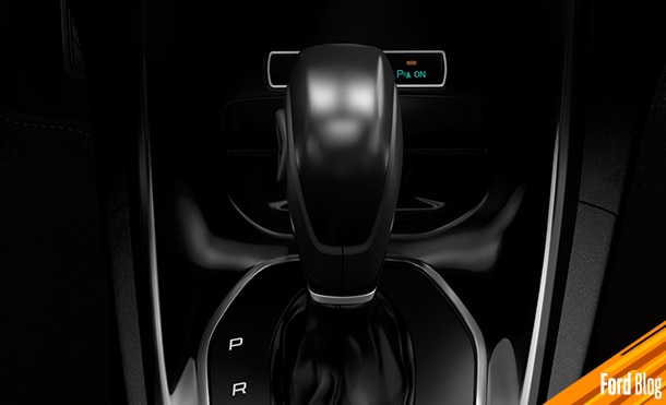 Descubre por qué no debes cambiar a Neutral en bajadas en tu vehículo manual o automático