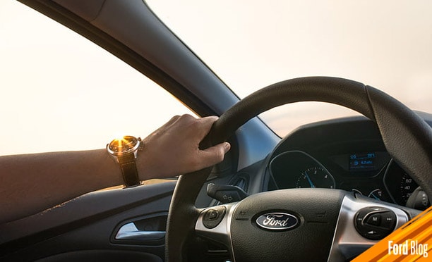 Cómo evitar sueño al manejar, evita oleadas de calor o activa aire acondicionado