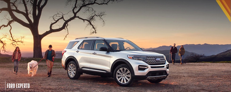 Descubre las características y equipamiento de Ford Explorer 2022, cómoda SUV de tres filas