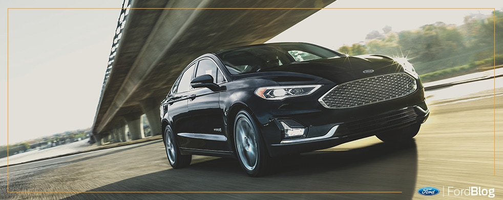 Ford Fusion Híbrido equipado con un motor 2.0L ciclo Atkinson