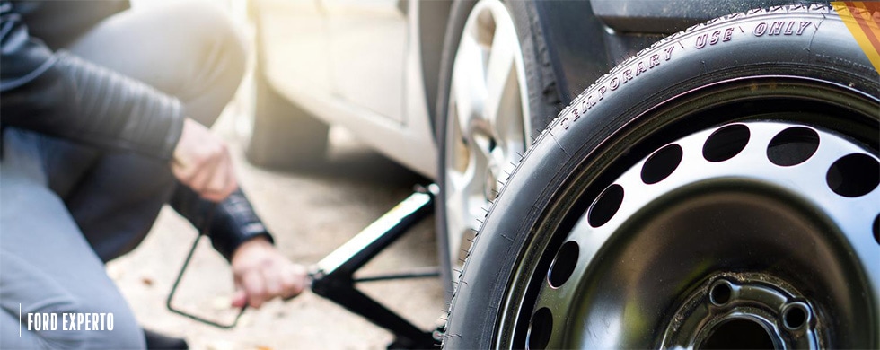 Los vehículos equipan llantas de refacción como tipo galleta. Conoce pros y contras