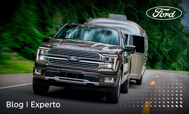 Ford Lobo Híbrida 2026 tiene interiores de materiales premium en su version Platinum Plus