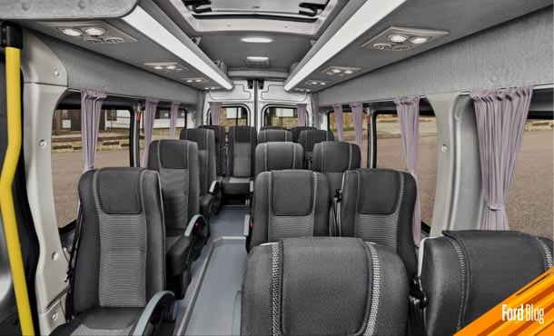 Ford Transit te permite llevar cómodamente hasta 18 pasajeros a conocer las sedes del Mundial 2022