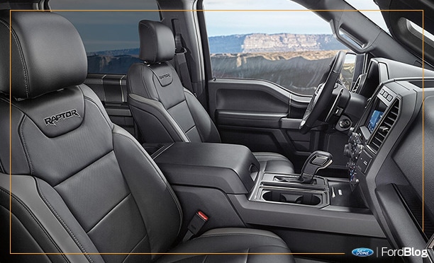 Ford Raptor 2020 cuenta con espaciosos interiores y asientos forrados en piel