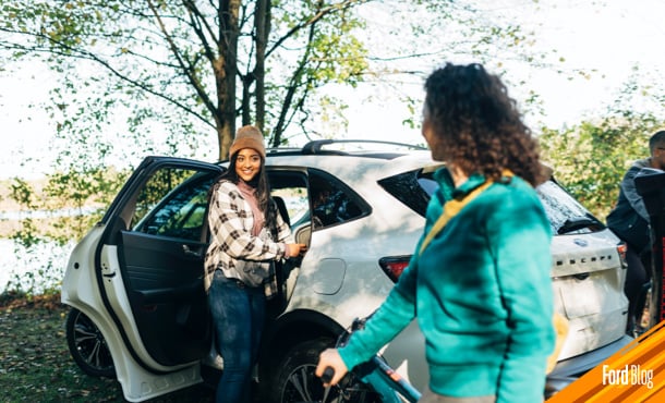 Regala un Vehículo Ford a mamá equipado con Alerta de Asiento Trasero