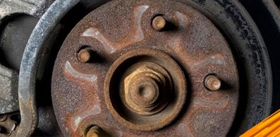 Señales del cambio de frenos de tu auto SUV o camión Ford y viaja seguro