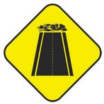 Señal preventiva en la carretera antes de Terminar el Pavimento