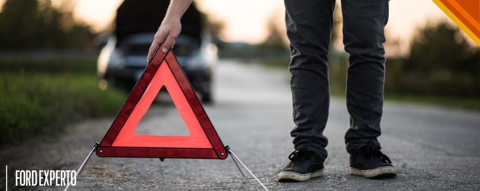 Viaja Seguro con Servicio Ford y Obtén Asistencia 24 horas al día los 365 días