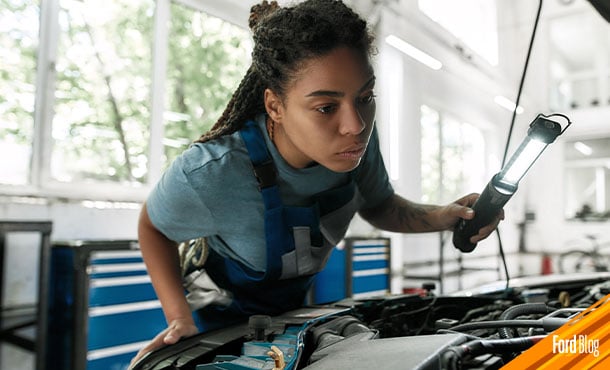 Acude a Cita de Servicio con tu Distribuidor Autorizado Ford si detectas alguna señal de alerta