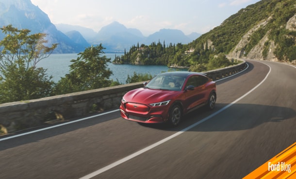 Conoce las señalizaciones viales pintadas en el asfalto de Carreteras 