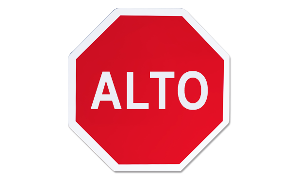 Señalamiento restrictivo Alto, normalmente colocada antes de un cruce