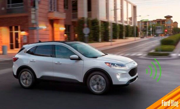 Equipamiento de Seguridad Preventiva de Ford Escape 2022 incluye monitoreo de punto ciego