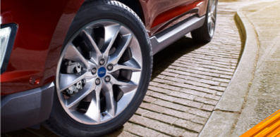 Conoce las causas del desgaste en los neumáticos de tu Ford y consejos para cuidarlos