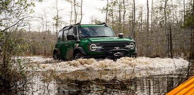 Características de Ford Bronco Everglades, camioneta SUV 4x4 para cruzar charcos altos
