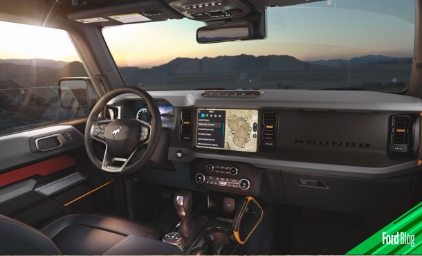 La SUV Todoterreno Ford Bronco Raptor equipada con Panel Digital 12 pulgadas, SYNC 4 y FordPass