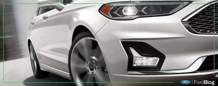 Ford Fusion 2019, con tecnología Co-Pilot360, usa la tecnología de Preservación de Carril