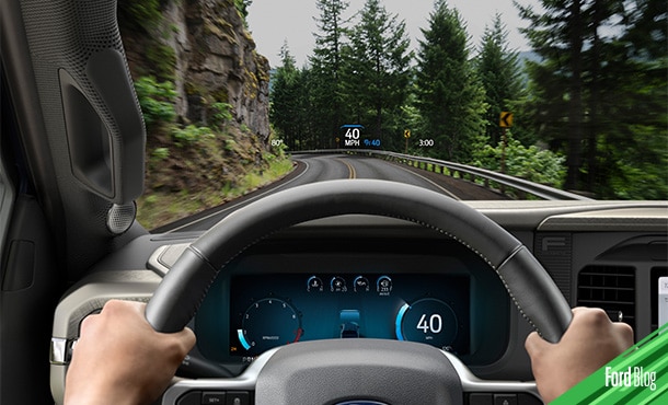 Descubre cómo funciona el Motor de una SUV o Pickup Híbrida Ford y qué componentes tiene