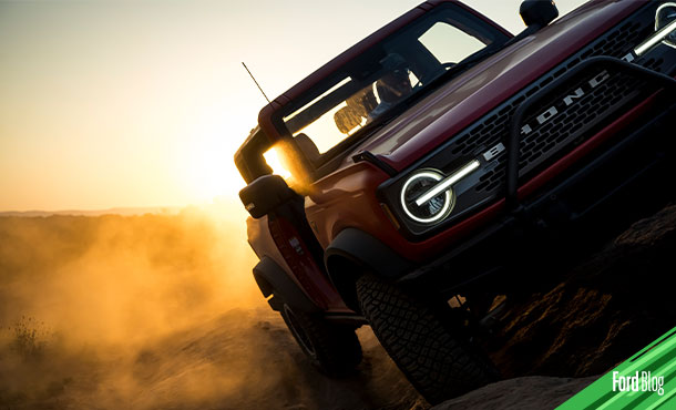 Camioneta SUV 4x4 Ford Bronco 2 puertas con personalizable con kits de accesorios Off Road