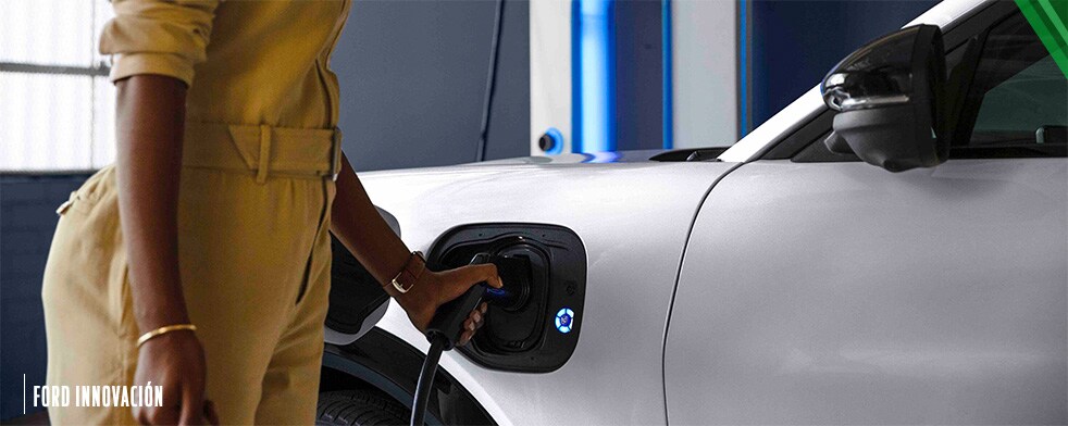 Ford forma alianza con Solid Power para fabricar baterías para autos eléctricos de mayor autonomía