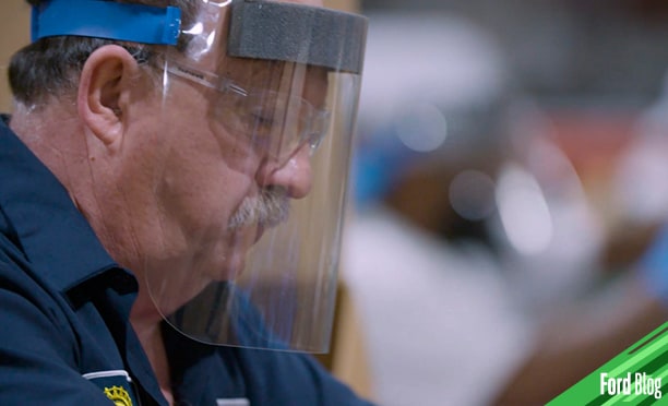 Escudos Faciales Ford que cubren todo el rostro para médicos en México vs Coronavirus