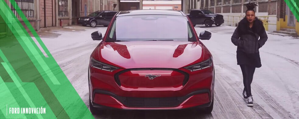 Conoce algunas de las inspiradoras historias de mujeres que han compartido en Show Some Muscle