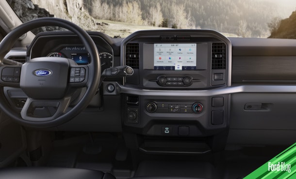 Camioneta Pickup de Trabajo Ford F-150 equipada con SYNC4 y pantalla de 8 pulgadas