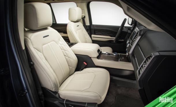 Trayectos más cómodos con Asientos Multicontour con Masaje y Aire Acondicionado Trizona Ford