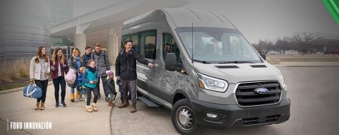 Vehiculo van pasajeros store