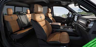 Gracias a los Asientos Multi Contour Ford puedes olvidarte del cansancio manejando distancias largas