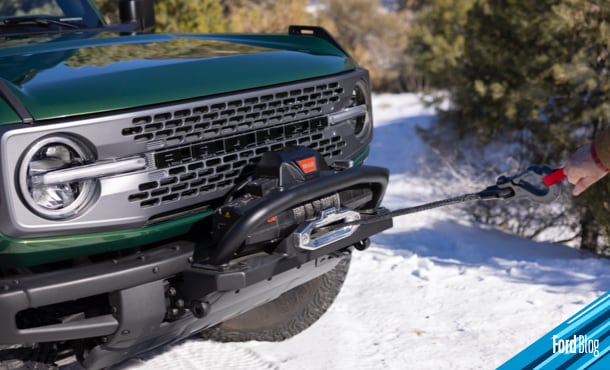 Ford Bronco Everglades Camioneta Todoterreno equipada con SYNC, WARN Winch y paquete Sasquatch