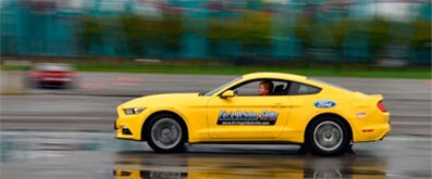 Mustang en el Programa Driving Skills For Life