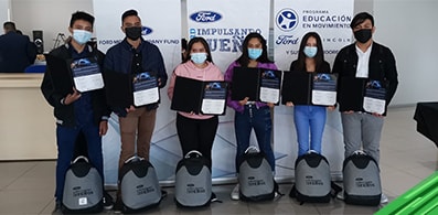 Ford Fund, brazo filantrópico, brinda apoyo a estudiantes en todo el mundo