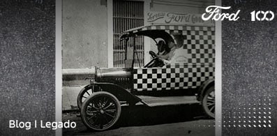 Los Primeros Vehículos de Transporte Público eran Ford Modelo T modificados. Conoce la historia