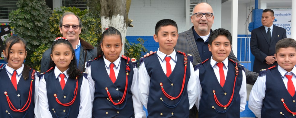Hubo más de 1,000 estudiantes de primarias Ford participantes
